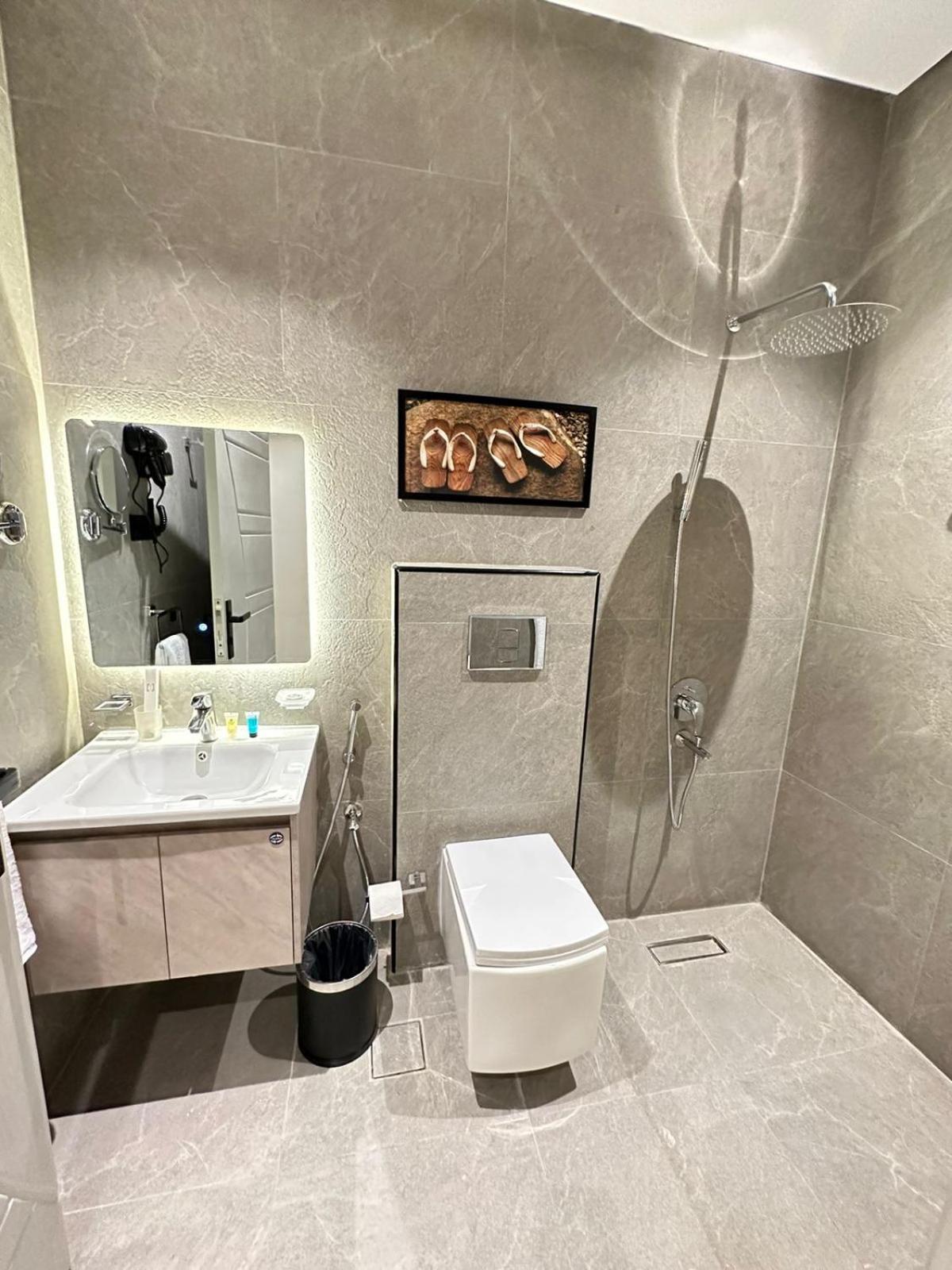 Xyz Hotel Qurtoba Riadh Exterior foto