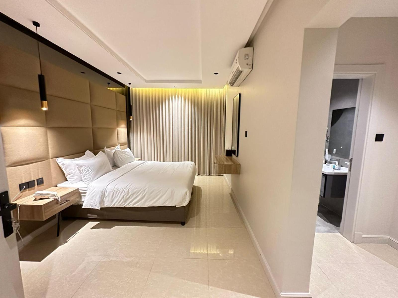 Xyz Hotel Qurtoba Riadh Exterior foto